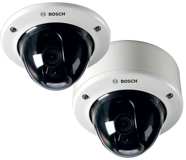 Bosch, caméra IP multi-capteurs FlexiDome multi 7000i, 20 MP avec 4 objectifs zoom/focus motorisés 3,7 - 7,7 mm, 30 ips, IVA, utilisation extérieure IP66/IK10, PoE+/24 VAC